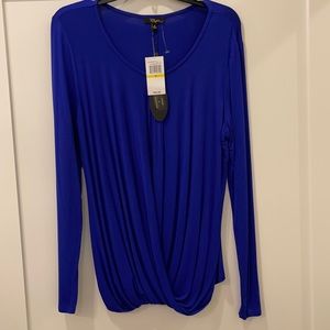 😊NEW! Royal blue long sleeve knit top